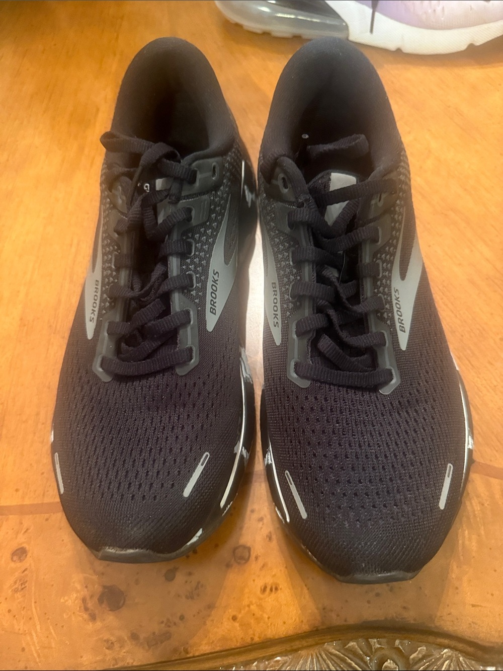 Brooks Black and Gray Running Sneakers